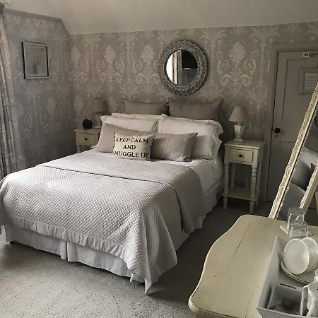 West Tyning Bed & Breakfast Bitton Екстериор снимка