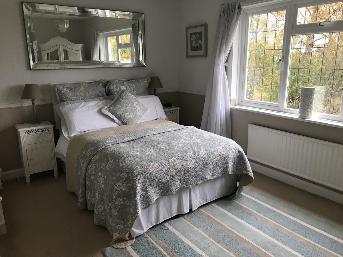 West Tyning Bed & Breakfast Bitton Екстериор снимка