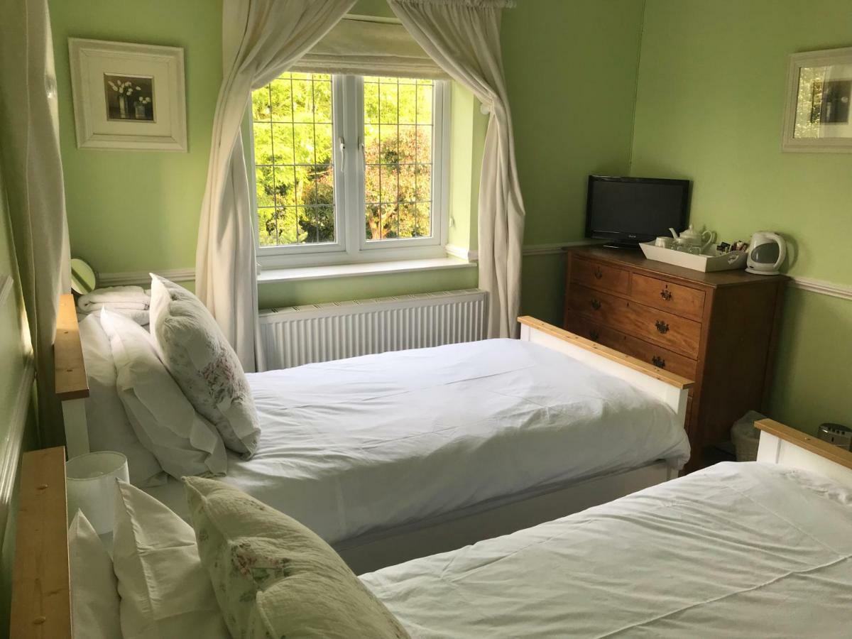 West Tyning Bed & Breakfast Bitton Екстериор снимка